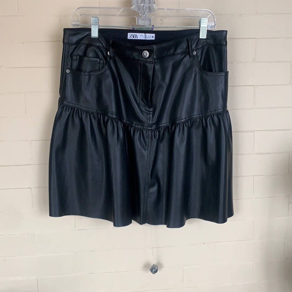 Leather skirt